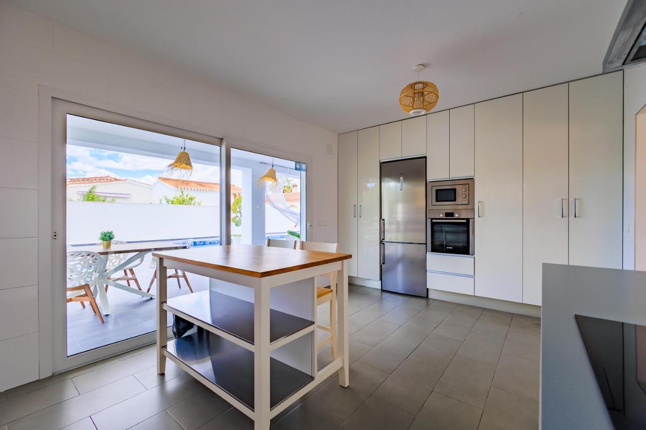 Villa Mi Sol Торевьиа Экстерьер фото