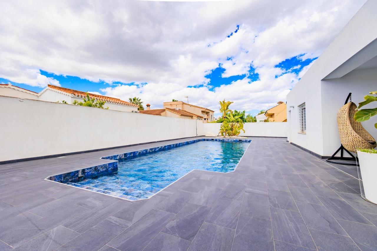 Villa Mi Sol Торевьиа Экстерьер фото